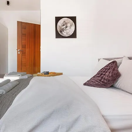 Z Jacuzzi Parking Balkon 2 Sypialnie * Вроцлав