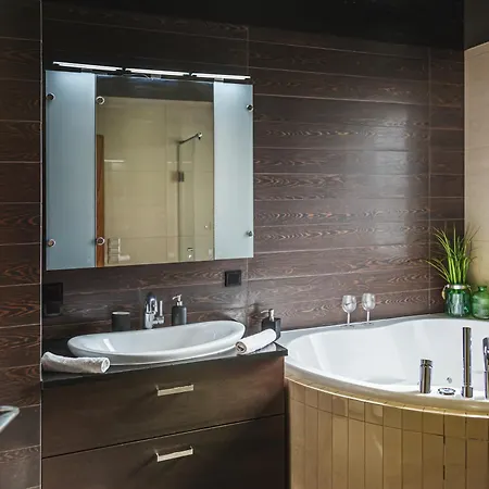 Z Jacuzzi Parking Balkon 2 Sypialnie *