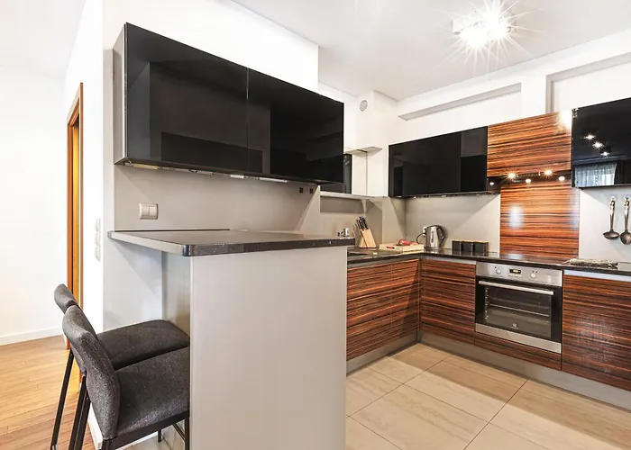 Apartament Z Jacuzzi Parking Balkon 2 Sypialnie *